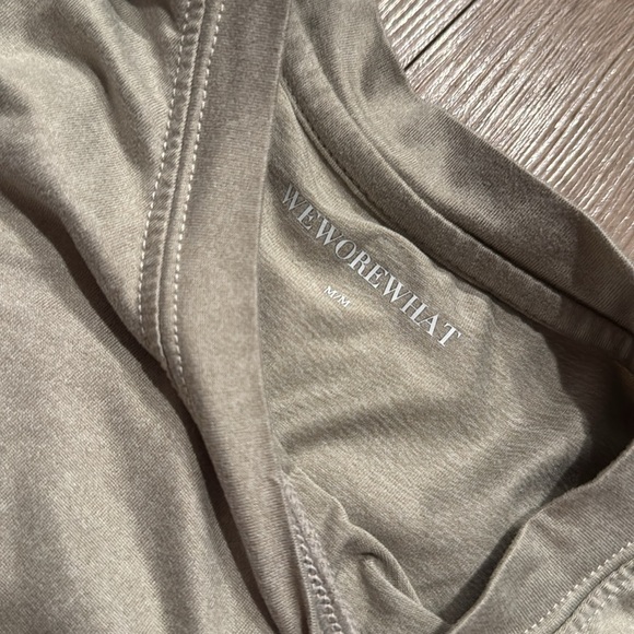 WeWoreWhat Short Sleeve Active Tee Heather Stone Med - Picture 5 of 6